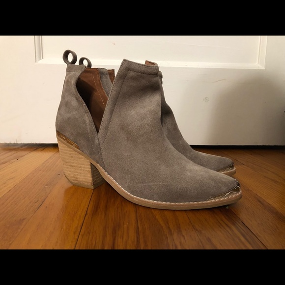 Jeffrey Campbell - Hunt The Plains - Picture 2 of 4
